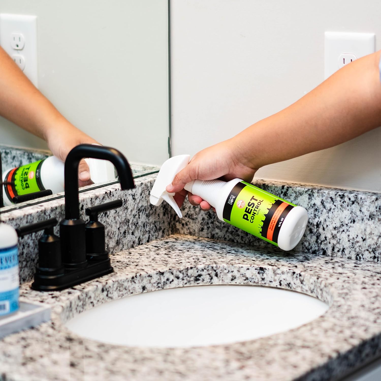 Nature’s Dome Eco-Friendly Pest Control Spray – 32 oz